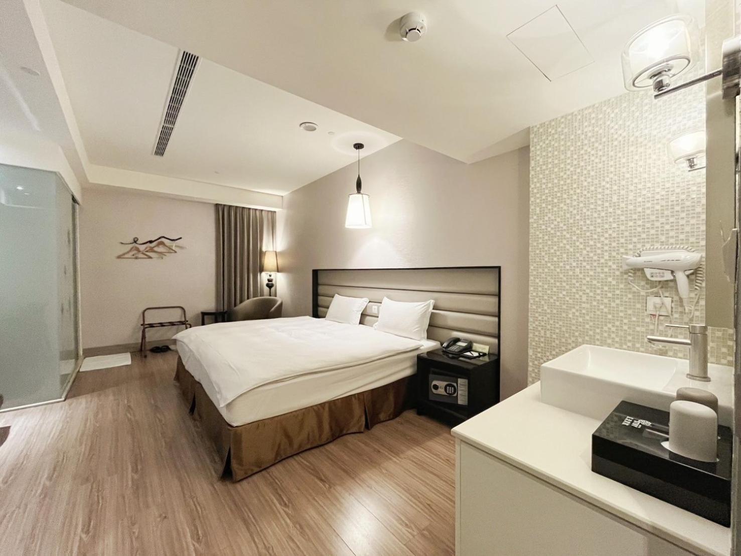 Stay Hotel - Taichung Yizhong Exterior foto